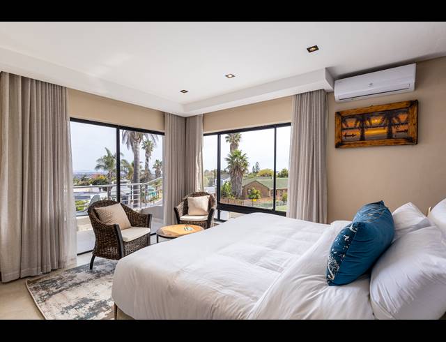 13 BEDROOM FREESTANDING FOR SALE IN PLATTEKLOOF